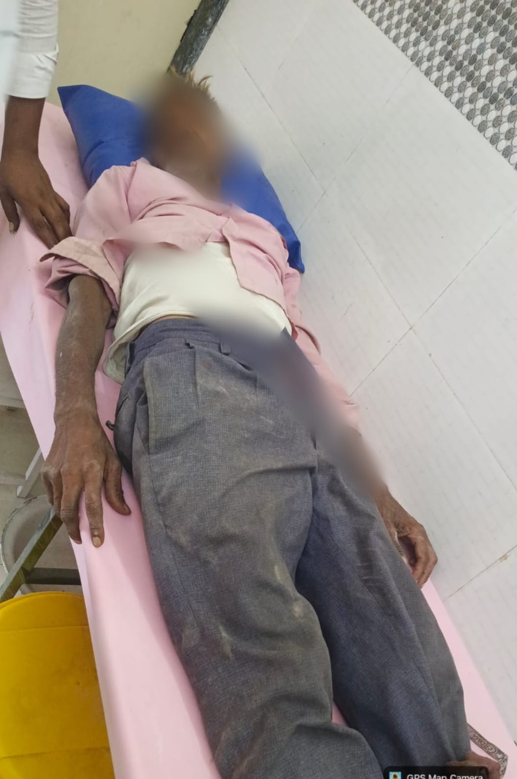 मुरैना जिले के थाना बामौर क्षेत्र में सड़क किनारे खड़े 60 वर्षीय व्यक्ति को अज्ञात वाहन ने मारी टक्कर, गम्भीर रूप से घायल व्यक्ति को डायल-112 जवानों ने पहुँचाया अस्पताल।